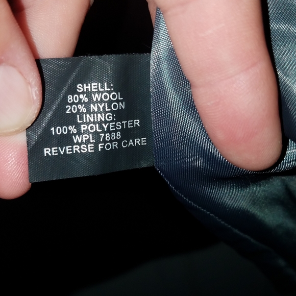 Wool coat - Picture 3 of 7